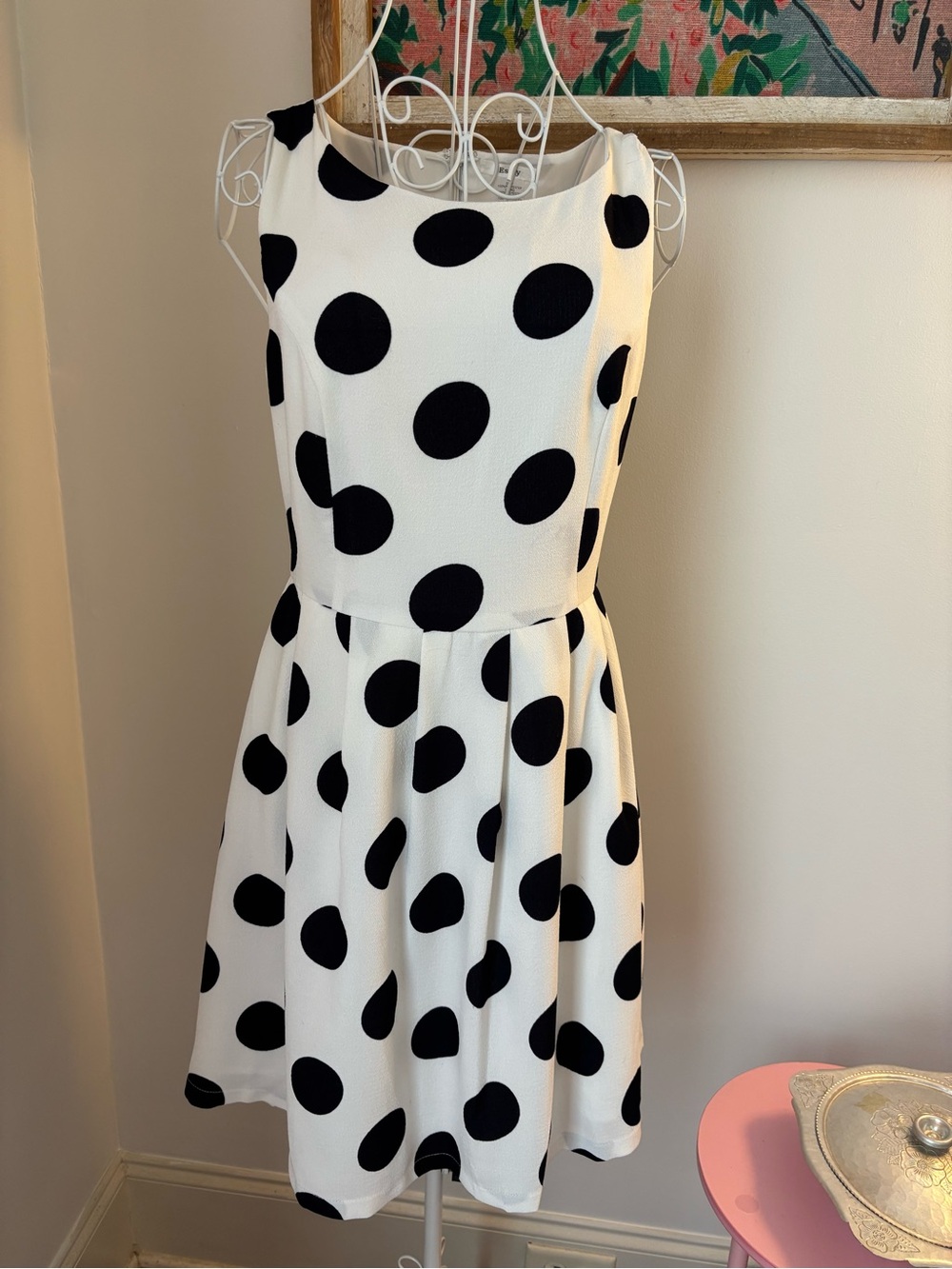 Esley White Sleeveless Dress